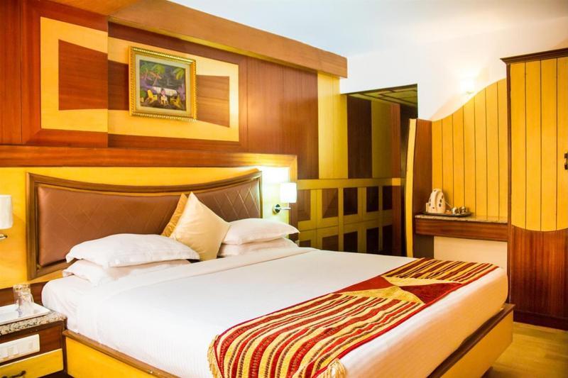 Ponmariresidency Hotel Ооти Екстериор снимка