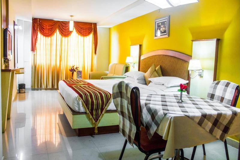 Ponmariresidency Hotel Ооти Екстериор снимка