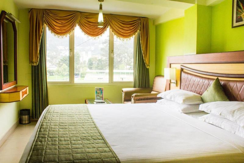 Ponmariresidency Hotel Ооти Екстериор снимка